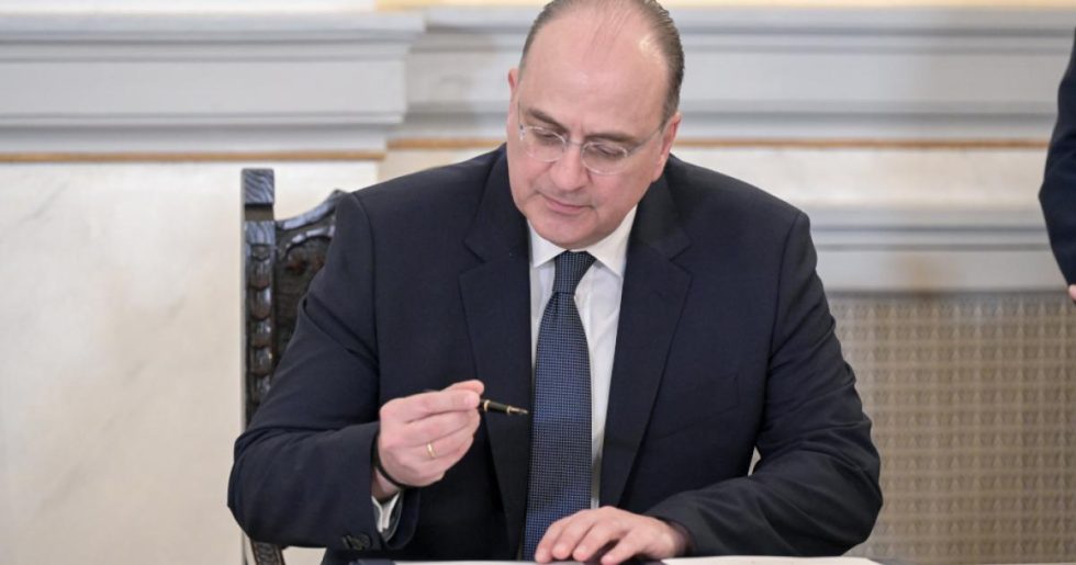 Μείον 2% κόστισε στη ΝΔ ο Λαζαρίδης, πανικός στο Μαξίμου