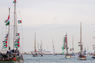 Sumud Flotilla: Το ταξίδι για Γάζα ξεκίνησε, τα πλοία έφυγαν από Βαρκελώνη