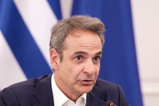 «Μασάζ» για τα... τεντωμένα νεύρα από τον πρωθυπουργό