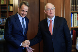 Ικανοποιημένος ο Μητσοτάκης για την ακρίβεια: «H κυβέρνηση έχει κάνει το καλύτερο για να στηρίξει τα νοικοκυριά»