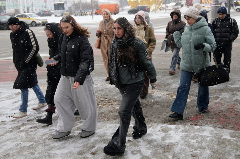 Χιονόπτωση ρεκόρ για τέλη Απριλίου στη Μόσχα – Πώς την εξηγούν οι μετεωρολόγοι [εικόνες – βίντεο]
