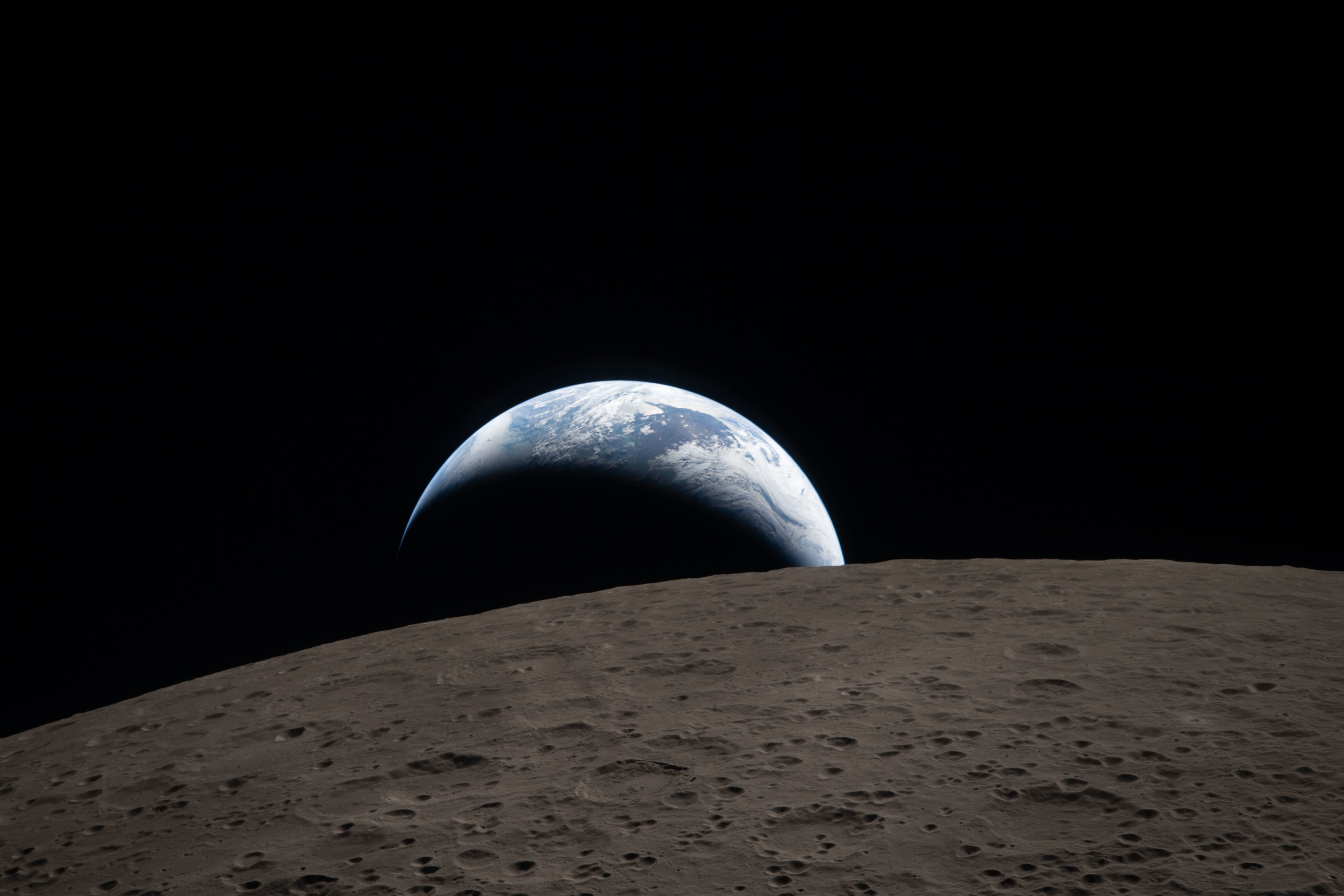 Artemis II: Συγκλονιστικές φωτογραφίες της NASA από το ιστορικό ταξίδι στο διάστημα