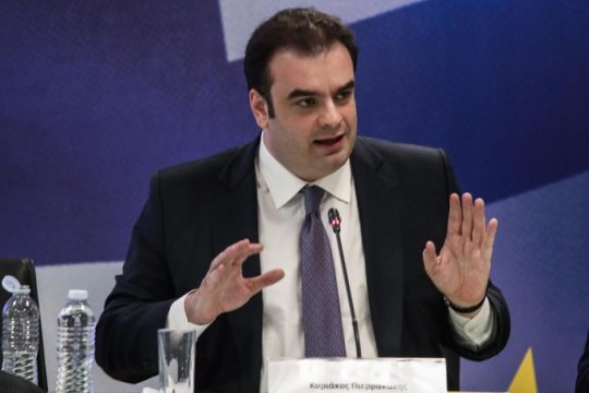 Πιερρακάκης στο CNBC: Δεν βρισκόμαστε ακόμη σε συνθήκες στασιμοπληθωρισμού