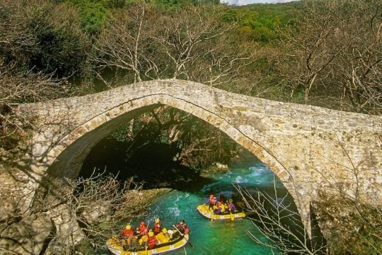 Πρωτομαγιά: Απόδραση-όνειρο στις όχθες του Αλφειού και του Λούσιου