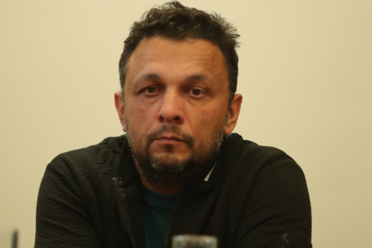 Τέμπη: Ανατριχιαστικός ο Πάνος Ρούτσι για τον γιο του, Ντένις - «Σήμερα θα σβήναμε τα κεράκια, αν με ακούς σε αγαπάμε πολύ»