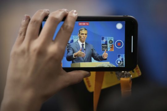 Το σενάριο αποβολής της Ισπανίας από το ΝΑΤΟ έφερε εκνευρισμό: Ρώμη και Βερολίνο βάζουν πλάτη στη Μαδρίτη
