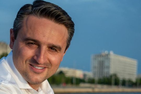 Παραιτήθηκε από το ΠΑΣΟΚ ο Αντώνης Σαουλίδης: «Δεν μπορεί να εμπνεύσει αλλαγή η σημερινή ηγεσία»