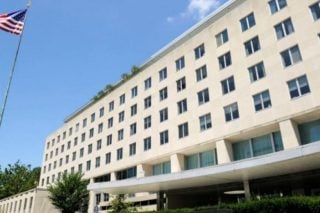 Κύπρος: Οι ΗΠΑ αποσύρουν το μη αναγκαίο προσωπικό - Έφτασαν οι ελληνικές φρεγάτες και τα F-16