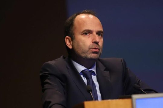 «Κάτω τα χέρια από τον Στοϊμενίδη»