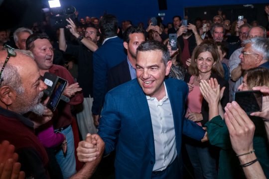Live ο Αλέξης Τσίπρας στο Ηράκλειο για την «Ιθάκη»