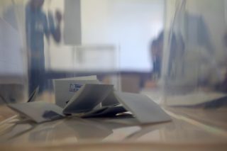 Βουλγαρία: Προηγείται στις εκλογές ο φιλορώσος πρώην πρόεδρος Ράντεφ