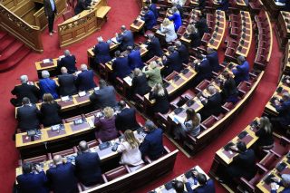 Ψηφοφορία χωρίς «γαλάζιο» αντάρτικο