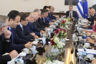 Τέμπη: Με τη βούλα του υπουργικού το Δημόσιο παραιτείται από ένδικα μέσα για αποζημιώσεις