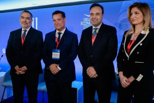 Από τον Νόμο στην Πράξη: Πώς η Τεχνολογία Κλείνει το Κενό για την Προστασία των Νέων