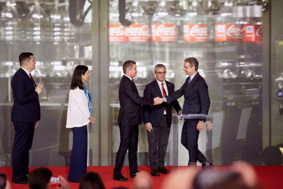 Coca-Cola Τρία Έψιλον: Τι φέρνουν οι νέες επενδύσεις στην Ελλάδα