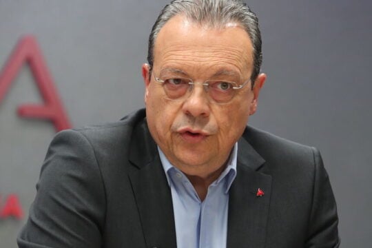 «Πυρετός» στα κόμματα της Αριστεράς – Ωρα εξελίξεων για ΣΥΡΙΖΑ και Νέα Αριστερά