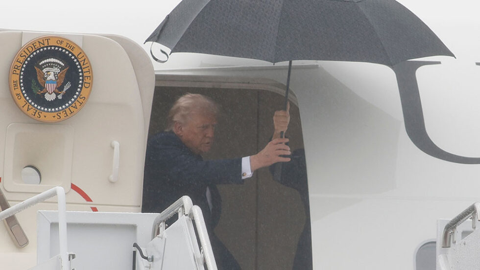 Υστατη προσπάθεια αντιστροφής της παρακμής