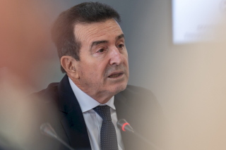 Γελάει ο πλανήτης