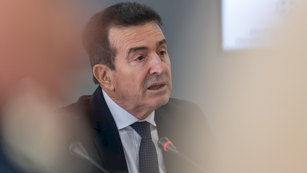 Χρυσοχοΐδης από Διδυμότειχο: «Θα συνεχιστεί η κατασκευή του φράχτη – Δίνονται μάχες για την ασφάλεια της χώρας»