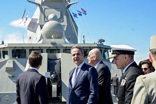 Οι αυταπάτες των «απόλυτων συμμαχιών» και η ανάγκη ελληνοτουρκικής διευθέτησης
