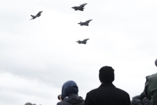 Πατριωτισμός δεν είναι τα όπλα, είναι ο άνθρωπος