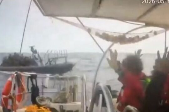 Global Sumud Flotilla: Πυρ σε άοπλους εθελοντές και το Μαξίμου ούτε… κιχ