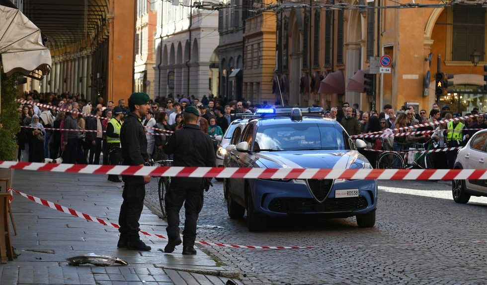 modena-nekroi-autokinito