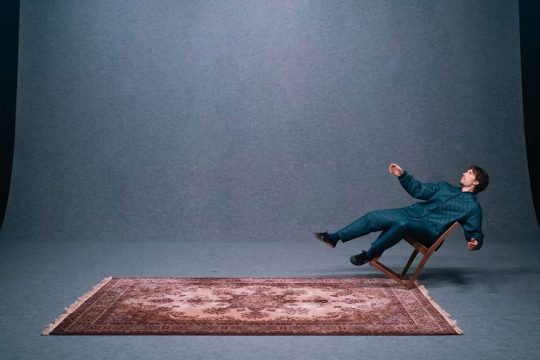 Σώματα που χορεύουν σ' έναν ασταθή κόσμο