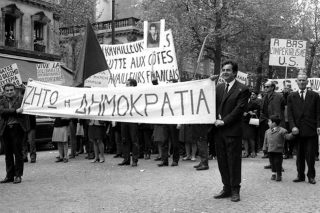 Οι «τοξικοί» Ελληνες του γαλλικού Μάη
