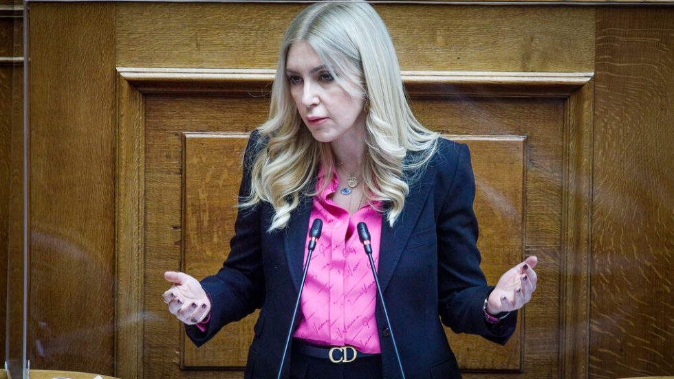 Η Φωτεινή Αραμπατζή | EUROKINISSI/ΓΙΩΡΓΟΣ ΚΟΝΤΑΡΙΝΗΣ