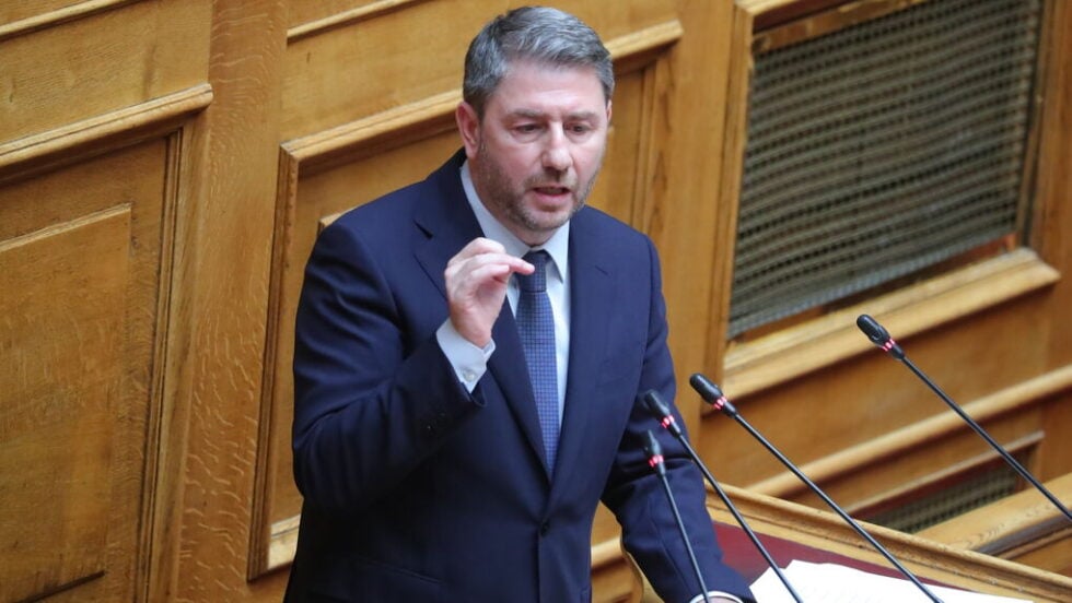 «Πράσινο» υπουργικό φτιάχνει το ΠΑΣΟΚ – Η σκιώδης κυβέρνηση του Ανδρουλάκη