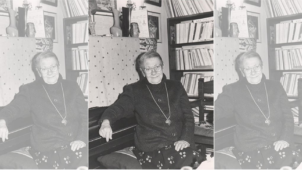 Η Ελλη Αλεξίου στο σπίτι της