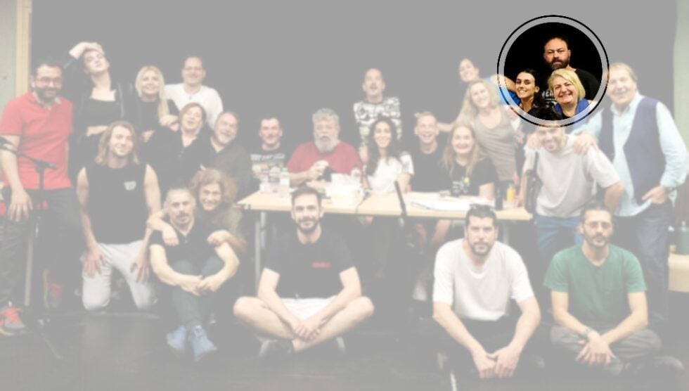 Συνεργάτες του Σταμάτη Κραουνάκη μιλούν στην «Εφ.Συν.»: Η «Λυσιστράτη» μέσα από τα μάτια τους