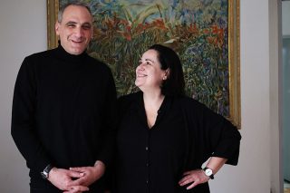 «Ο πλανήτης κυβερνάται από παλιάτσους»