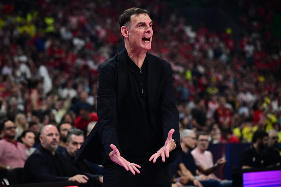 Final four: Κόκκινο πάρτι στο ΟΑΚΑ – Ο Ολυμπιακός διέλυσε τη Φενέρ και προκρίθηκε στον τελικό