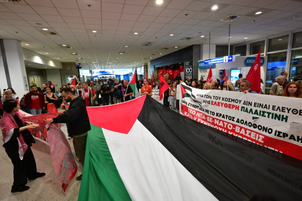 Global Sumud Flotilla: Έφτασαν στην Αθήνα οι 19 ακτιβιστές που απήχθησαν από τις ισραηλινές αρχές [εικόνες – βίντεο]