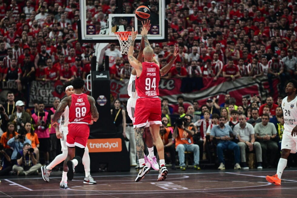 Final four: Το σήκωσε ο Ολυμπιακός – Νέος πρωταθλητής Ευρώπης μετά το θρίλερ με τη Ρέαλ