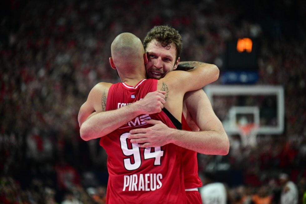 Final four: Το σήκωσε ο Ολυμπιακός – Νέος πρωταθλητής Ευρώπης μετά το θρίλερ με τη Ρέαλ