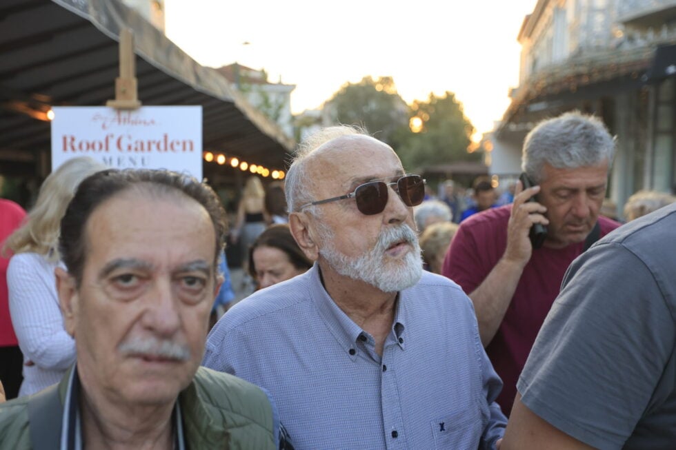 Αλέξης Τσίπρας: Ποιοι έδωσαν το «παρών» στα αποκαλυπτήρια της «Ελληνικής Αριστερής Συμπαράταξης» στο Θησείο [εικόνες – βίντεο]