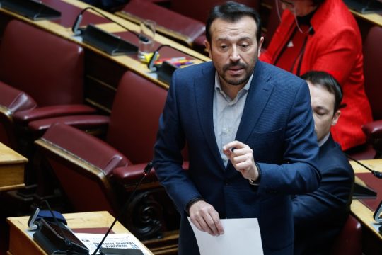 Ζητείται ραντεβού Φάμελλου με Τσίπρα