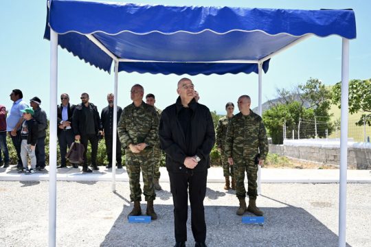 Από την... αφωνία στις «κορόνες» για το drone
