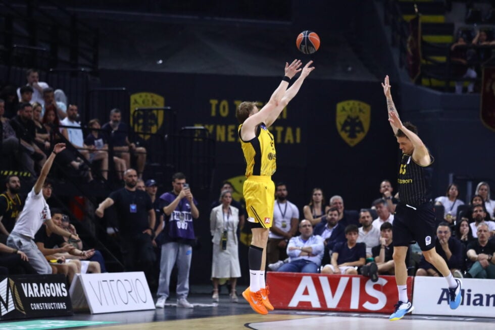 Η ΑΕΚ «λύγισε» τον Άρη με 102-99 κι έκλεισε… ραντεβού με τον Ολυμπιακό