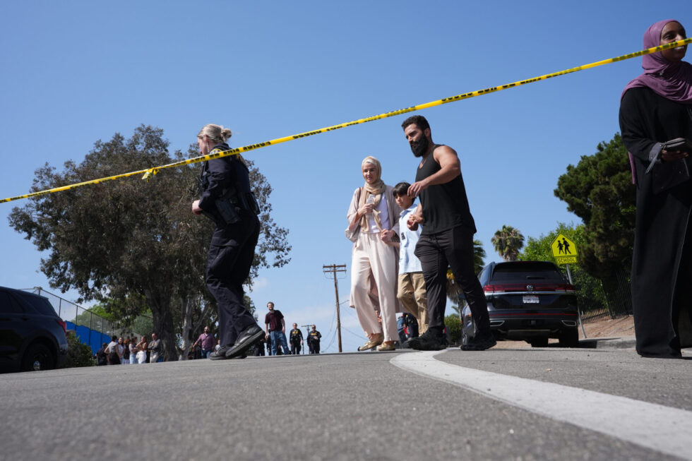 Μακελειό στο Σαν Ντιέγκο: Το πανικόβλητο τηλεφώνημα και το κυνηγητό για τους δράστες [εικόνες – βίντεο]