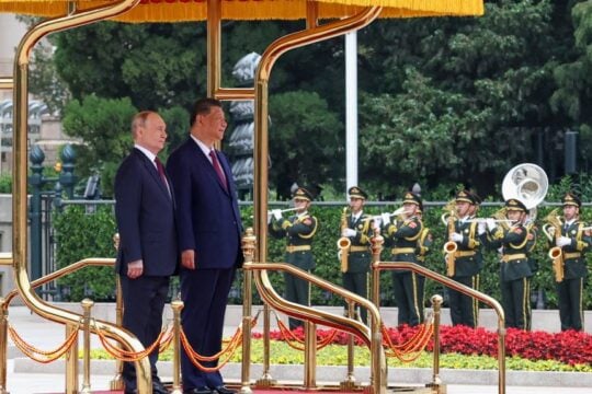 Ανάλυση BBC για Πούτιν και Σι: Ταιριαστοί φίλοι ή «σύντροφοι στα όπλα»;