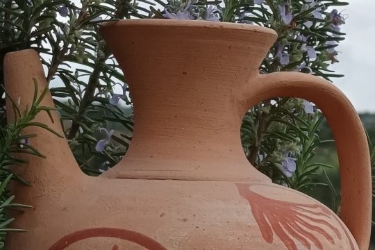 Ρέθυμνο: Οι Μαργαρίτες κρατούν ζωντανή την παραδοσιακή τέχνη της κεραμικής, με το βλέμμα στην UNESCO