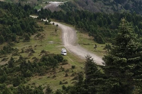 Οδοιπορικό στο βουνό της Δίρφυς: Από τη Στενή μέχρι τη Χιλιαδού - Μια αξέχαστη απόδραση από την Αθήνα [εικόνες]