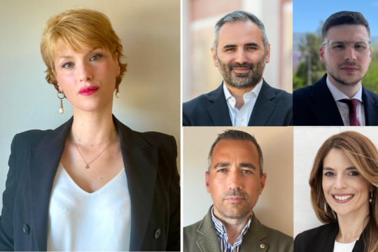Η «πρώτη πεντάδα» του Αλέξη Τσίπρα: Ποιοι αναλαμβάνουν εκπρόσωποι Τύπου της ΕΛΑΣ