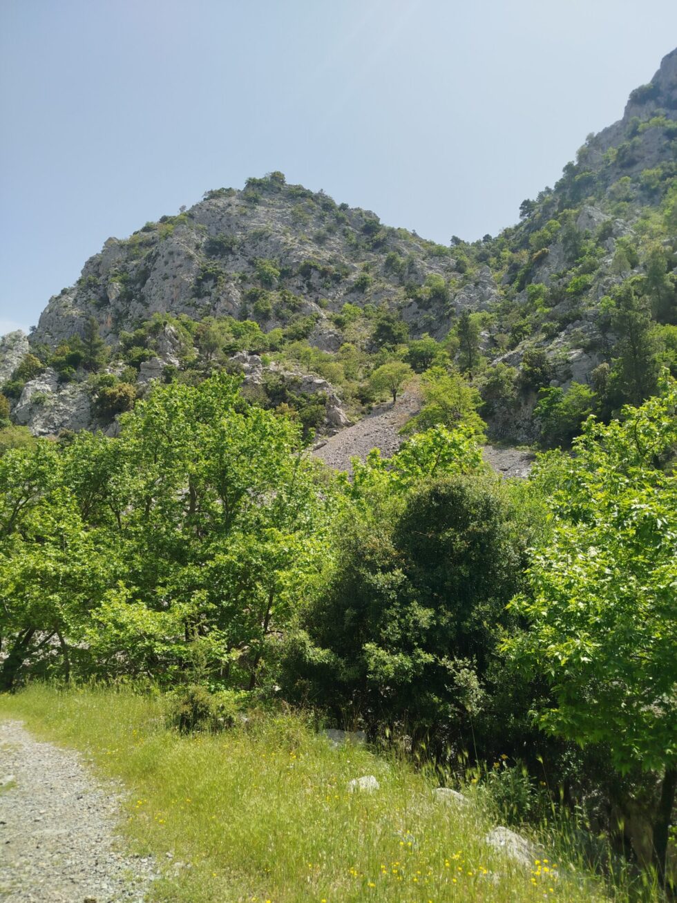 Ορειβασία και αναρρίχηση στη «μικρογραφία» της Ελλάδας [εικόνες]