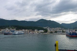 Λιμενικός «κόμβος» αξίας εκατοντάδων εκατομμυρίων πίσω από τις γεωτρήσεις στο Ιόνιο