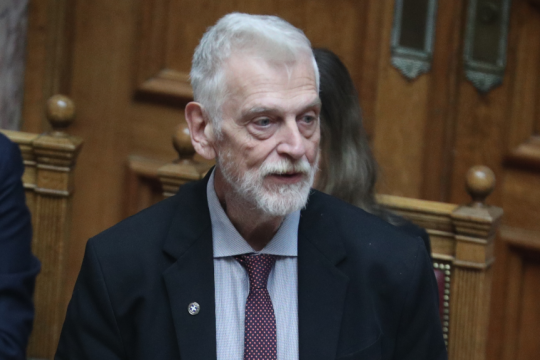 Αιχμή Λοβέρδου: Με ενοχλεί να παίρνεις κάποιον που δεν μπορεί να βγει βουλευτής και να τον κάνεις υπουργό - Δεν είναι μόνο ο Πιερρακάκης